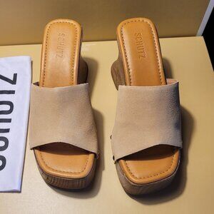 $89 NWT (8.5 & 9.5) SCHUTZ Suede Clogs